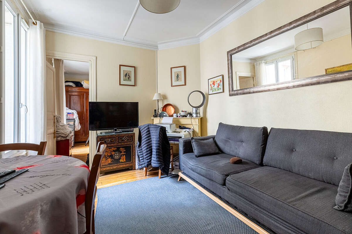 Appartement à PARIS-15E