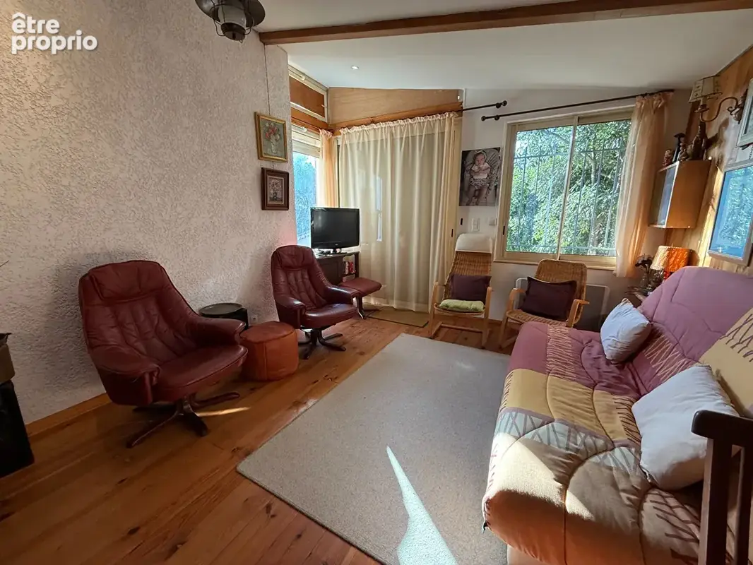 ** Bord De Mer ** Maison de 163m² avec 5 Chambres ** (83430) SAINT MANDRIER SUR MER ** - photo 6