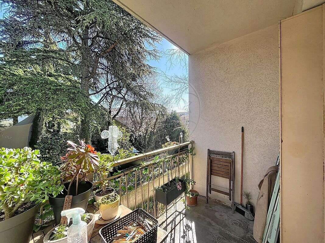 Autre à NIMES