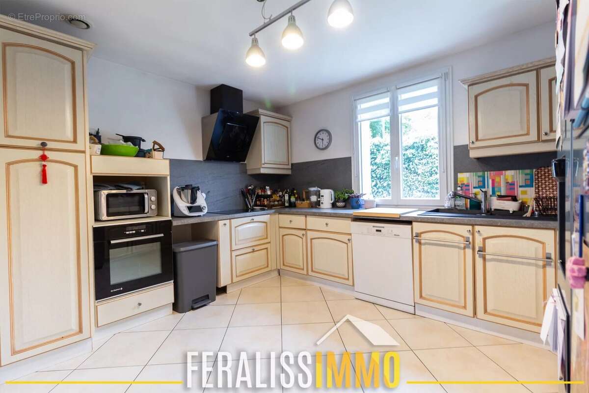 Maison individuelle au coeur de Neuville ! - photo 8
