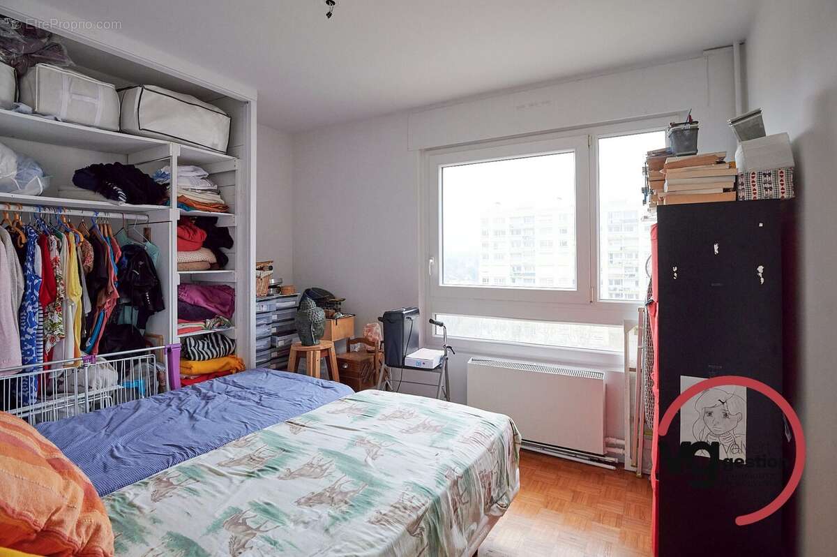 Appartement à OULLINS