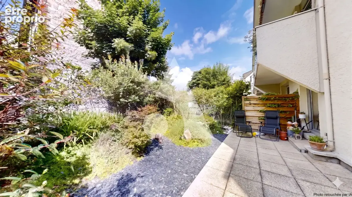 Appartement avec jardin privatif et box fermé rue Raymond Ridel - 51 m2 - photo 2