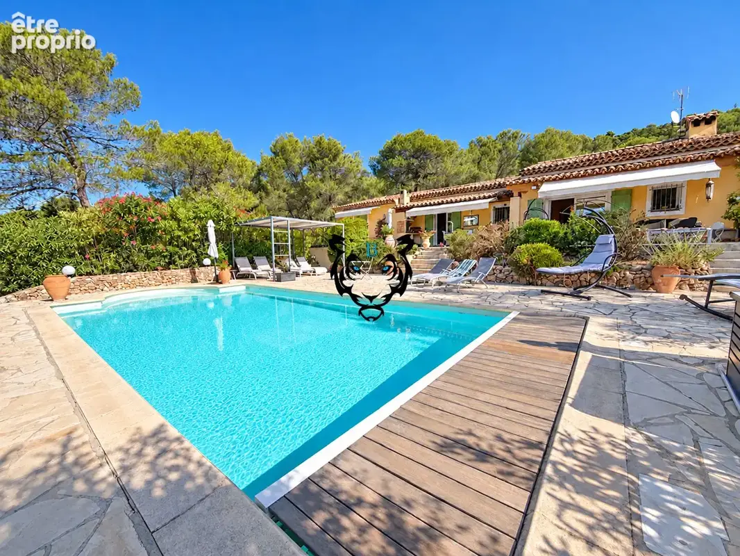 Villa 4 chambres - Garage - Vue Rocher - photo 1