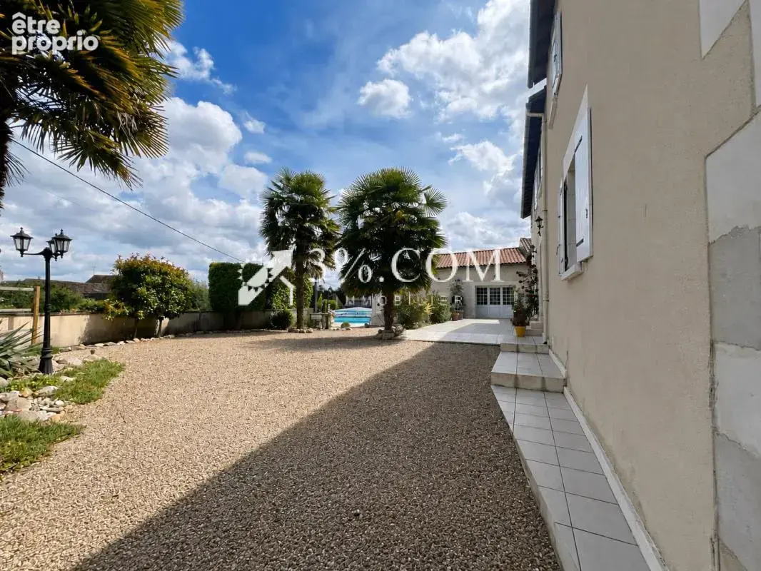 3%. com immobilier à  bonnes - photo 4