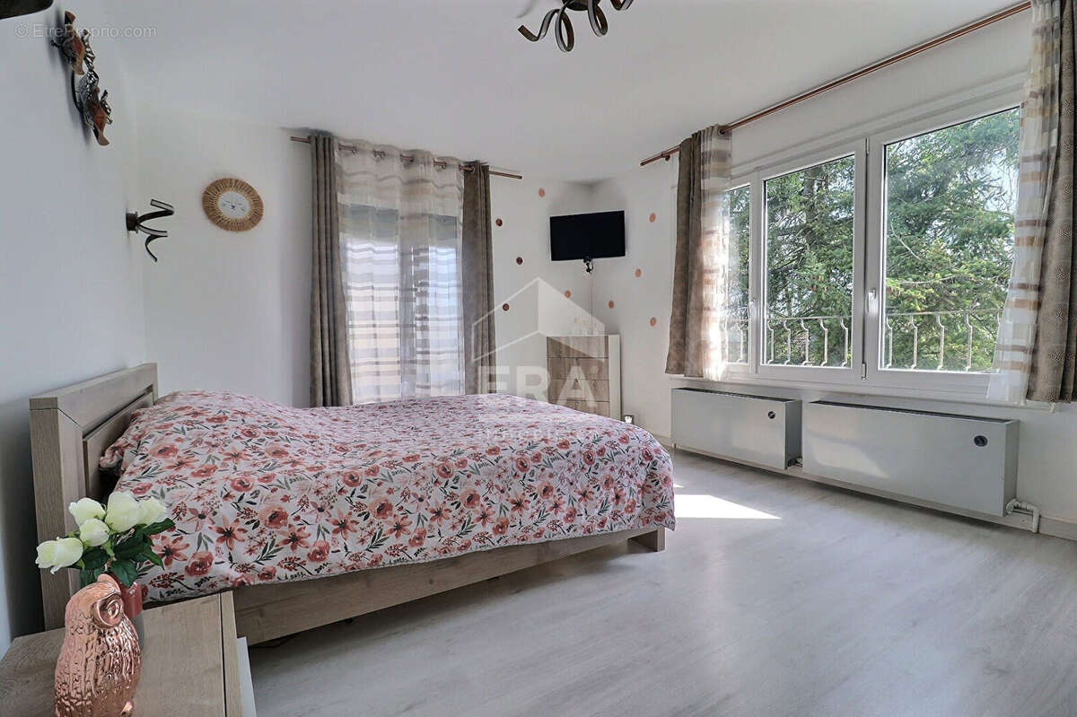 Maison à SERMAISES