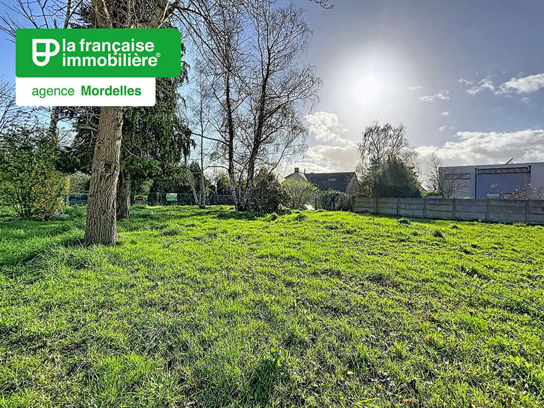 Terrain à MORDELLES