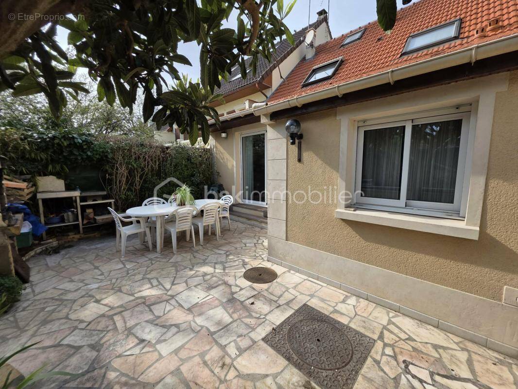 Maison à NOISY-LE-GRAND