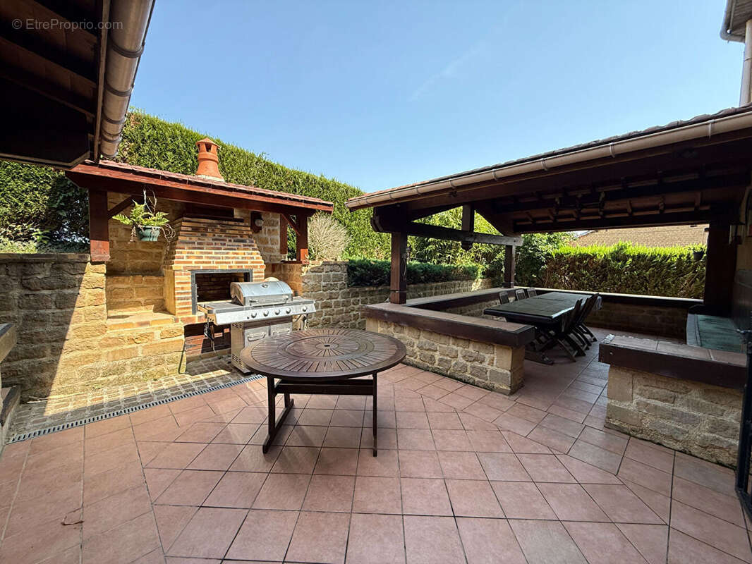 Maison à VRIGNE-MEUSE