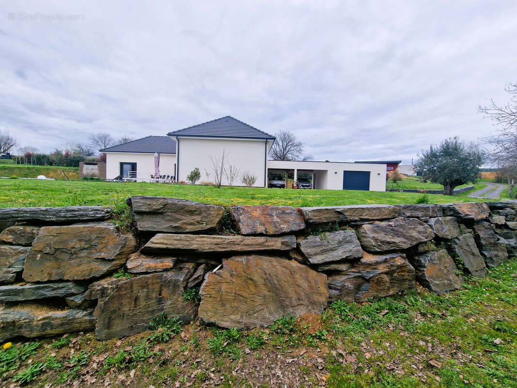 Maison à SAINTE-FEREOLE