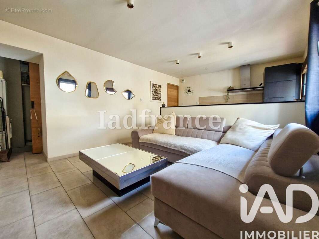 Photo 3 - Appartement à THUIR