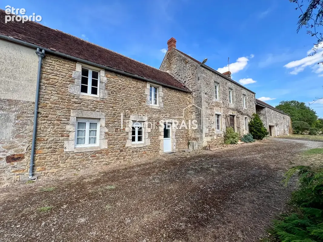 Ancien corps de ferme à rénover avec dépendances près d'Argentan - photo 3