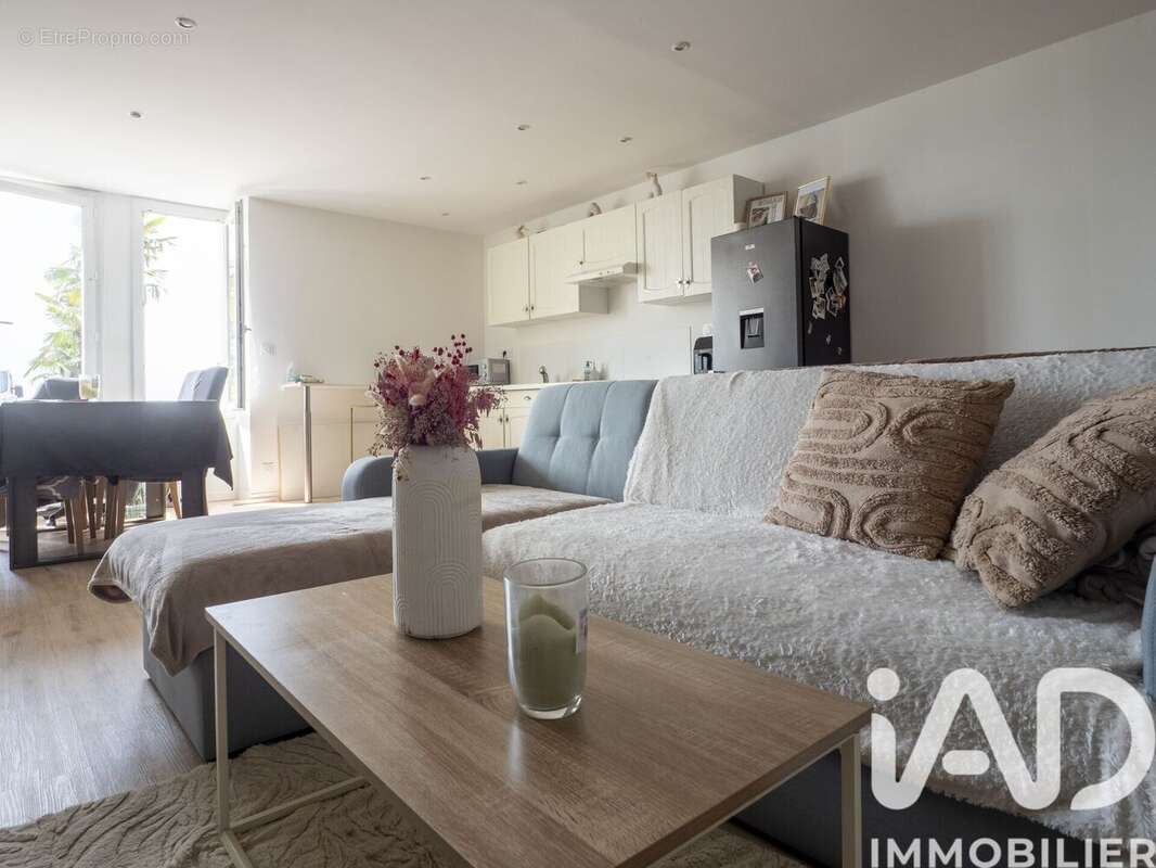 Photo 2 - Appartement à TONNAY-CHARENTE