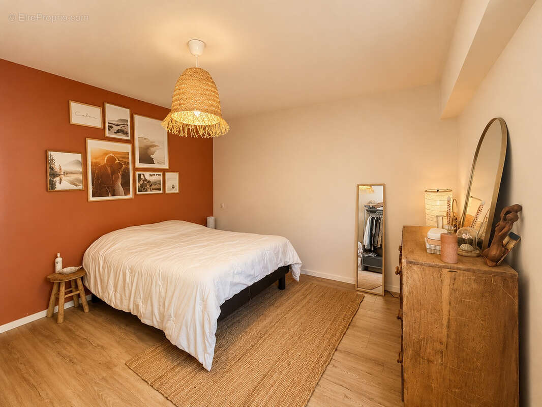 HASPARREN   Maison de village rénovée avec jardin privatif et garage - photo 9