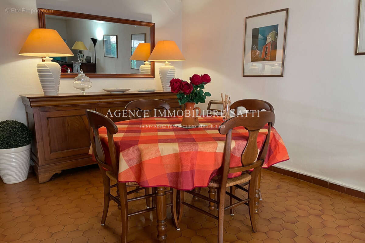 Appartement à SAINT-TROPEZ