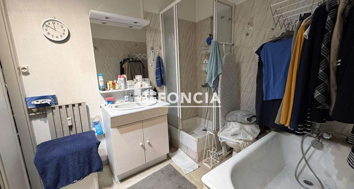 Secteur chasse royale, appartement 3 pieces avec balcon, garage et cave - special investisseur - photo 6