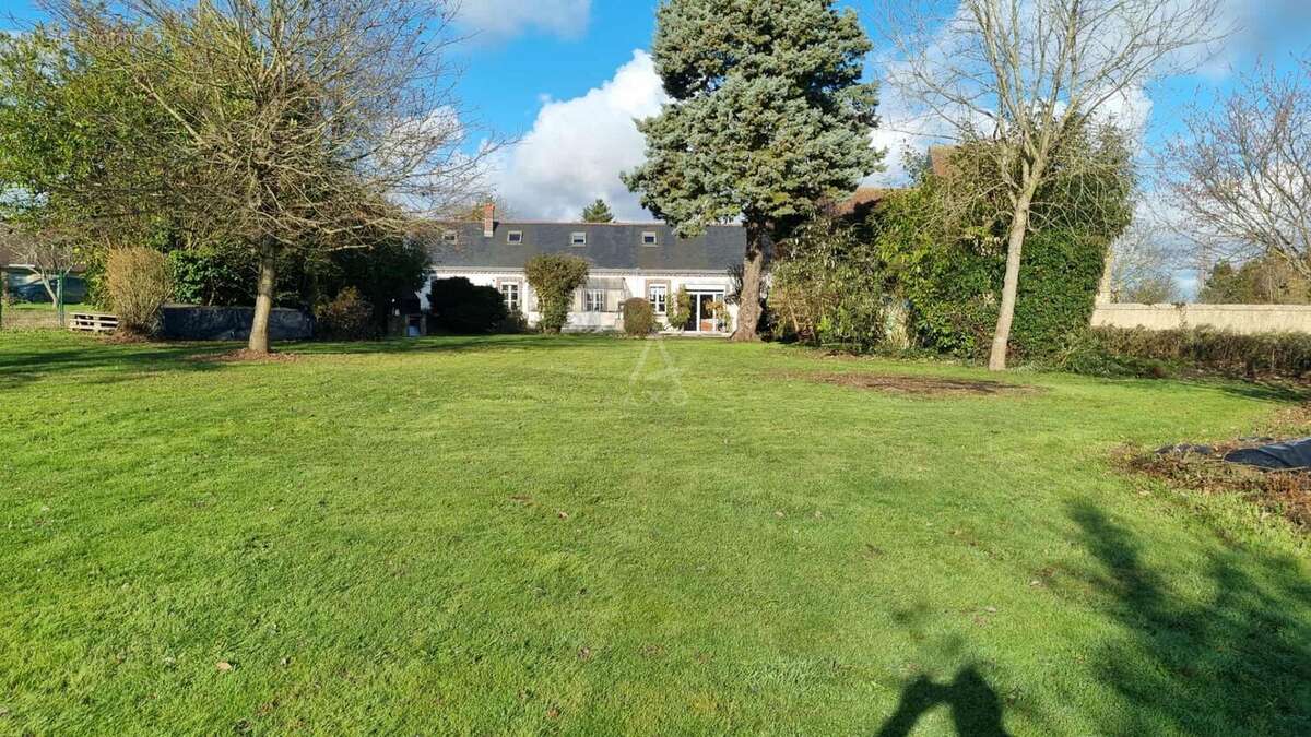 Maison à COURVILLE-SUR-EURE