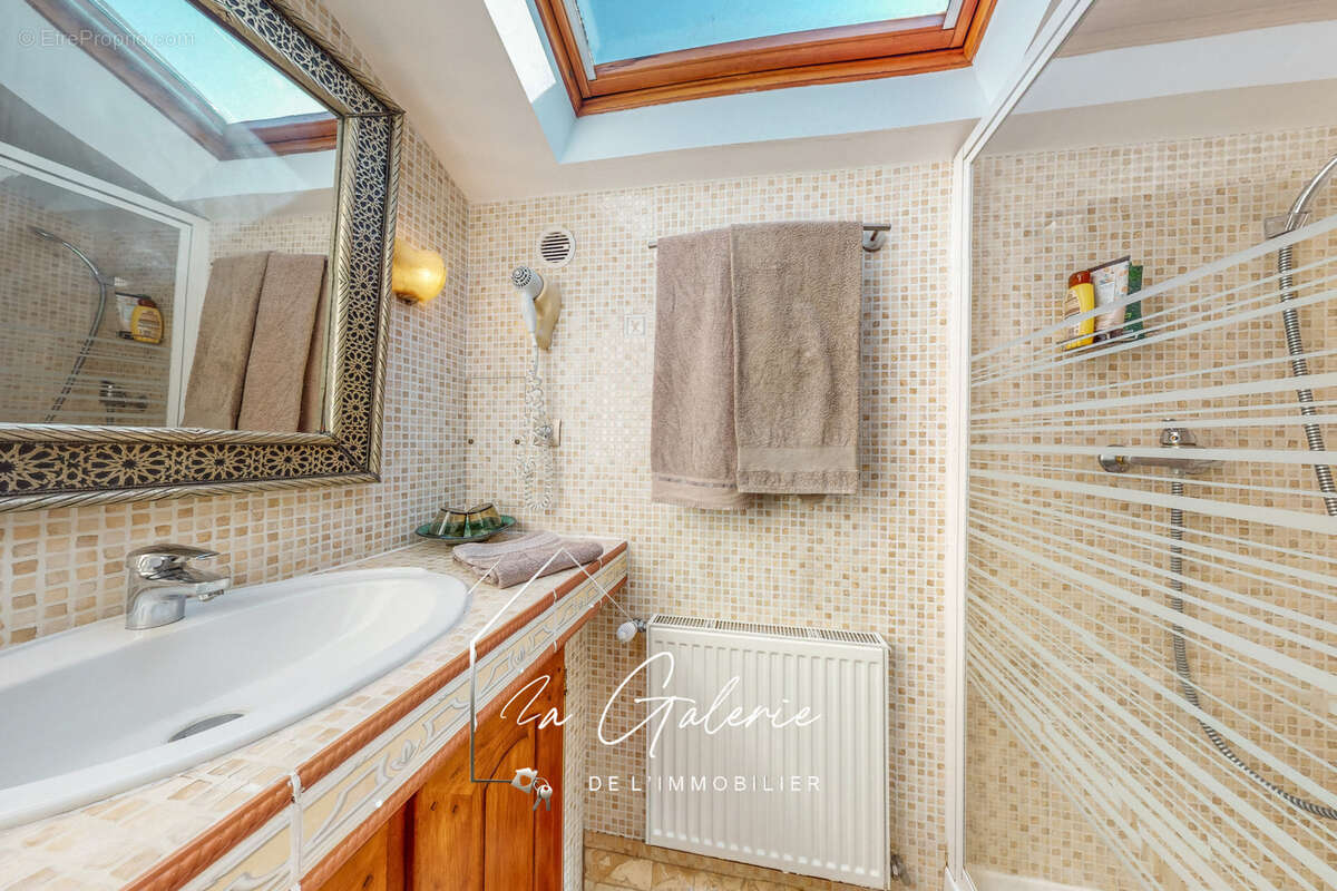 Maison à SAINTE-MARIE-D'ALLOIX