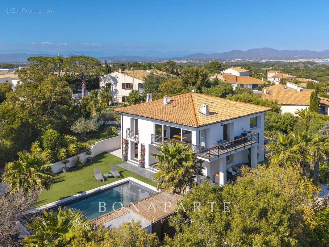 Maison à FREJUS