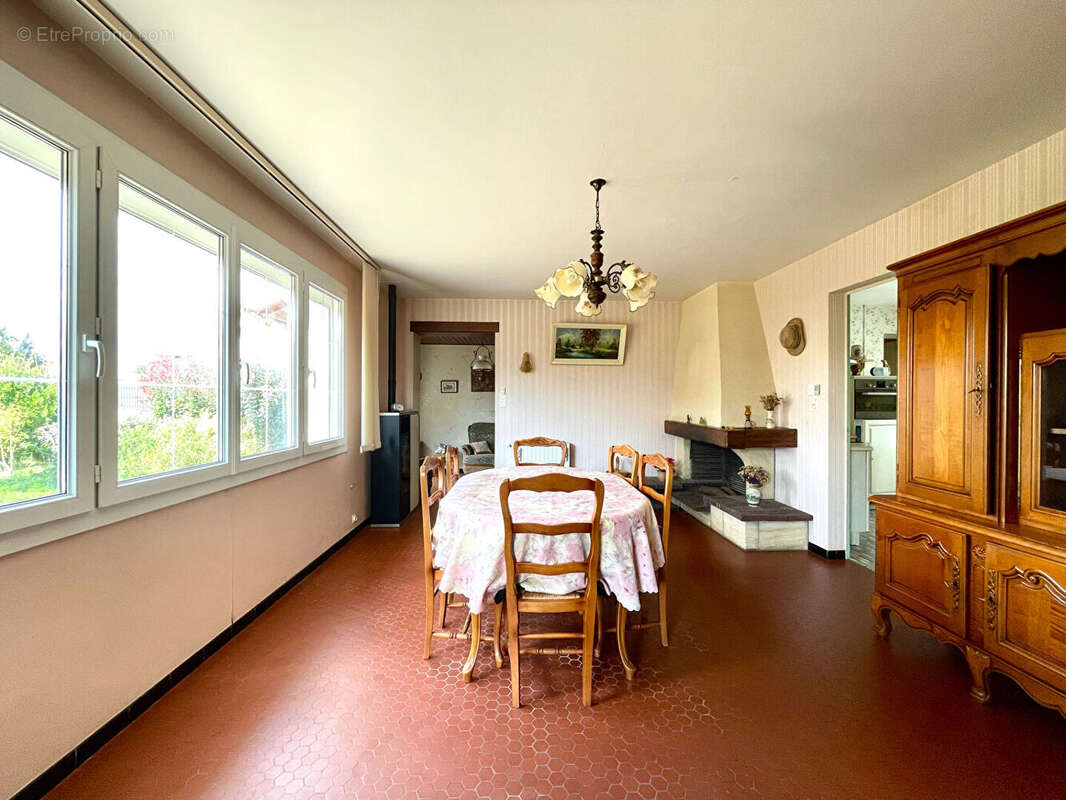 Maison à ANGLES