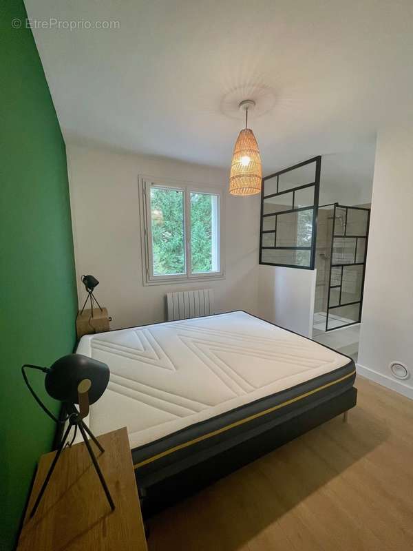 Chambre 3 étage avec Salle d'eau