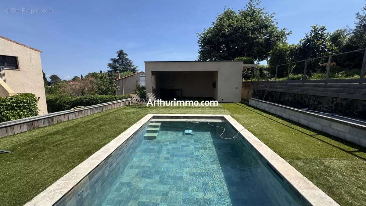 Maison à TRANS-EN-PROVENCE