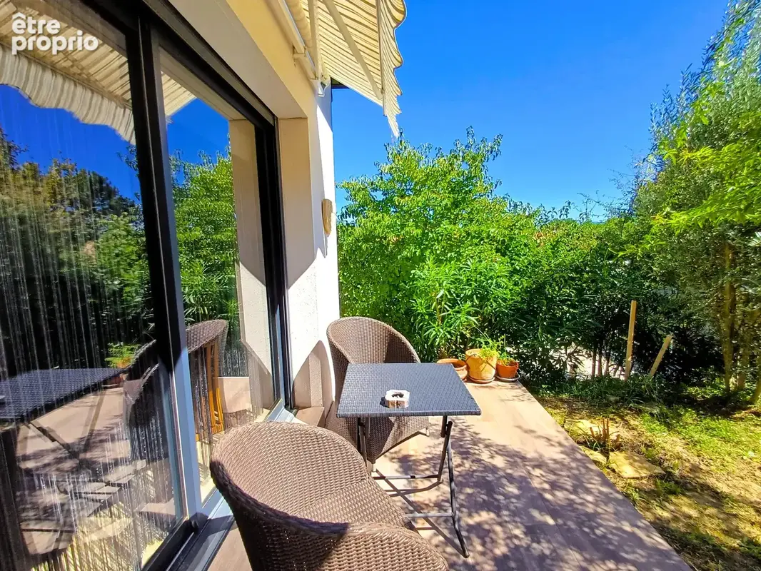 Maison moderne plain-pied 134 m2, 4 chambres, piscine, garage, DPE A sur parcelle de 805 m2 - photo 14