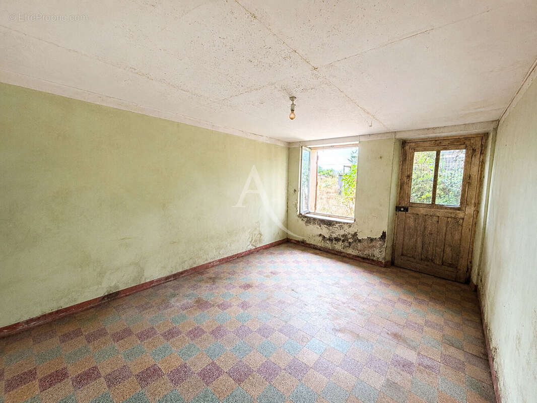 Maison à VIHIERS