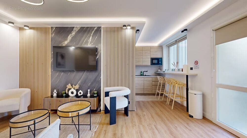 Appartement à PARIS-10E