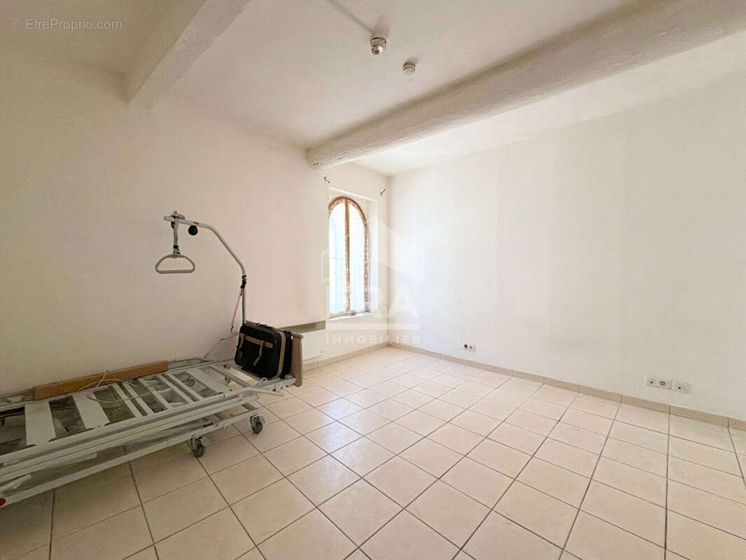 Immeuble 100m² à pertuis - photo 9
