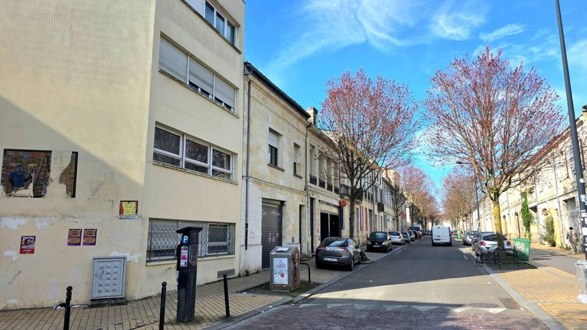 Appartement à BORDEAUX