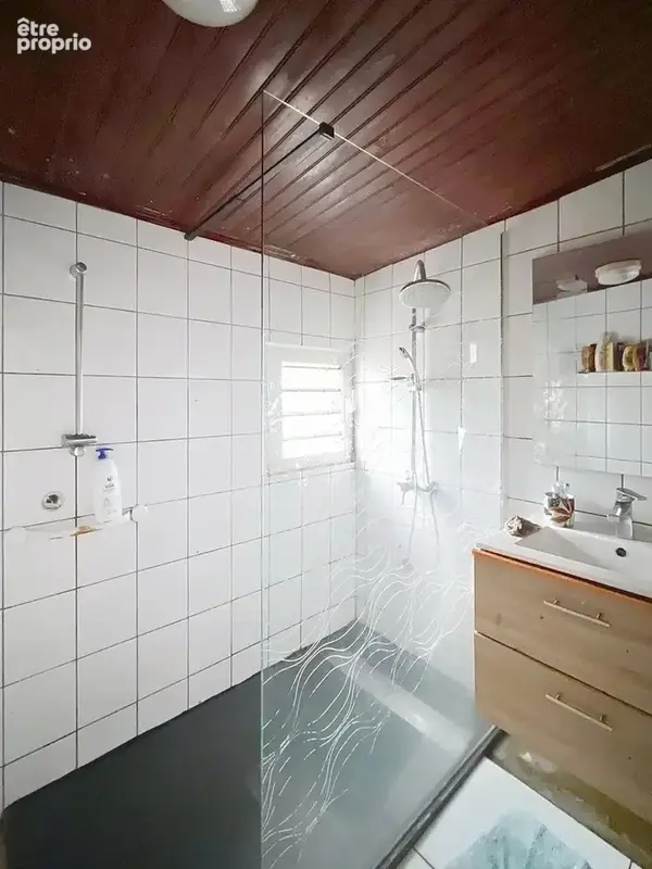 Maison 4 pièces 75 m² à vendre à L'etang-Sale (97427) - photo 4