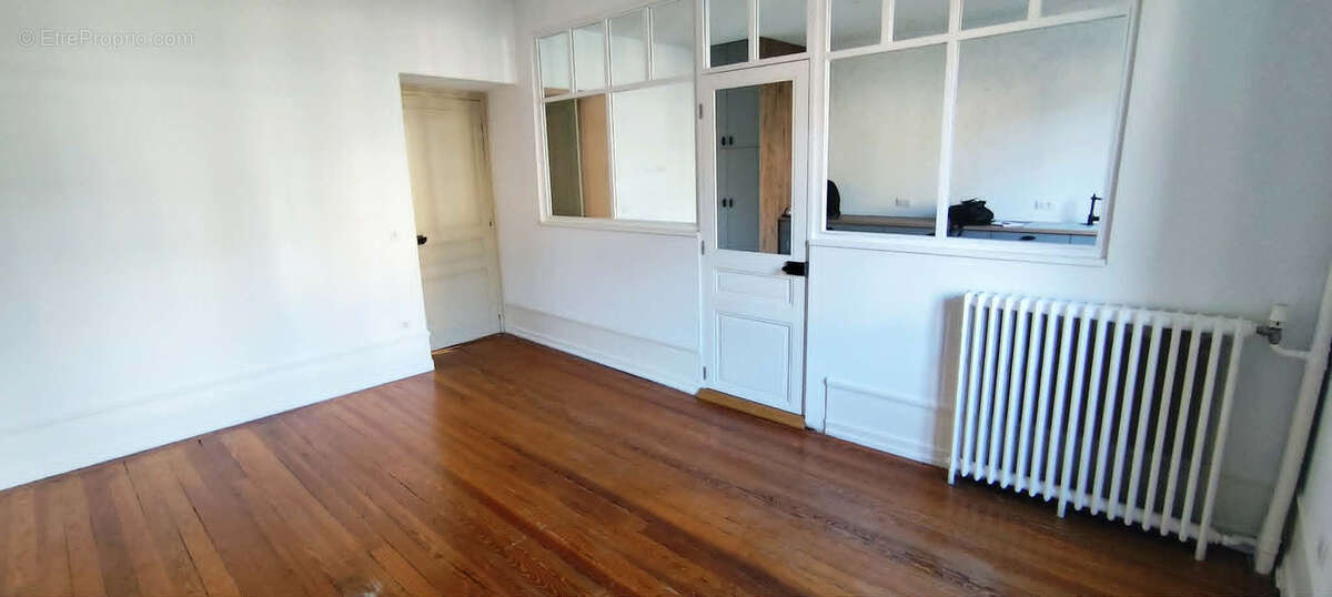 Appartement à AIX-LES-BAINS