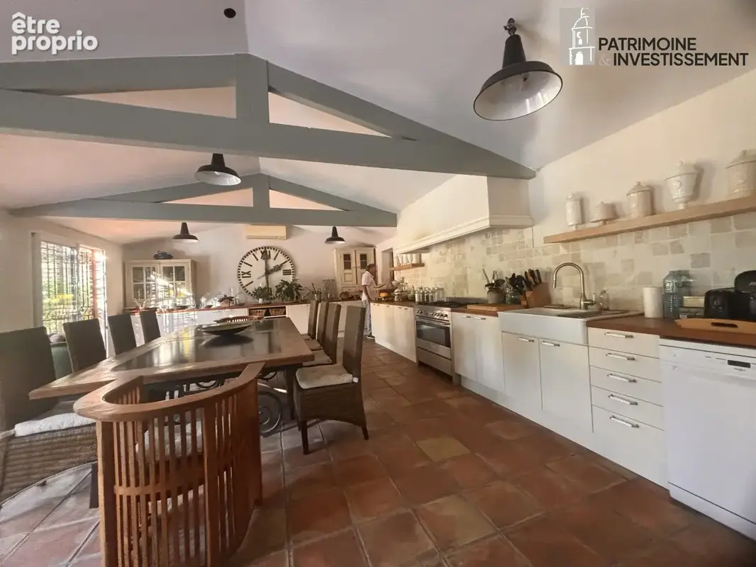 Maison 5 pièces 156 m² à vendre à Gassin (83580) - photo 2