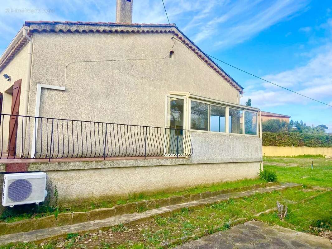 Maison à SIX-FOURS-LES-PLAGES