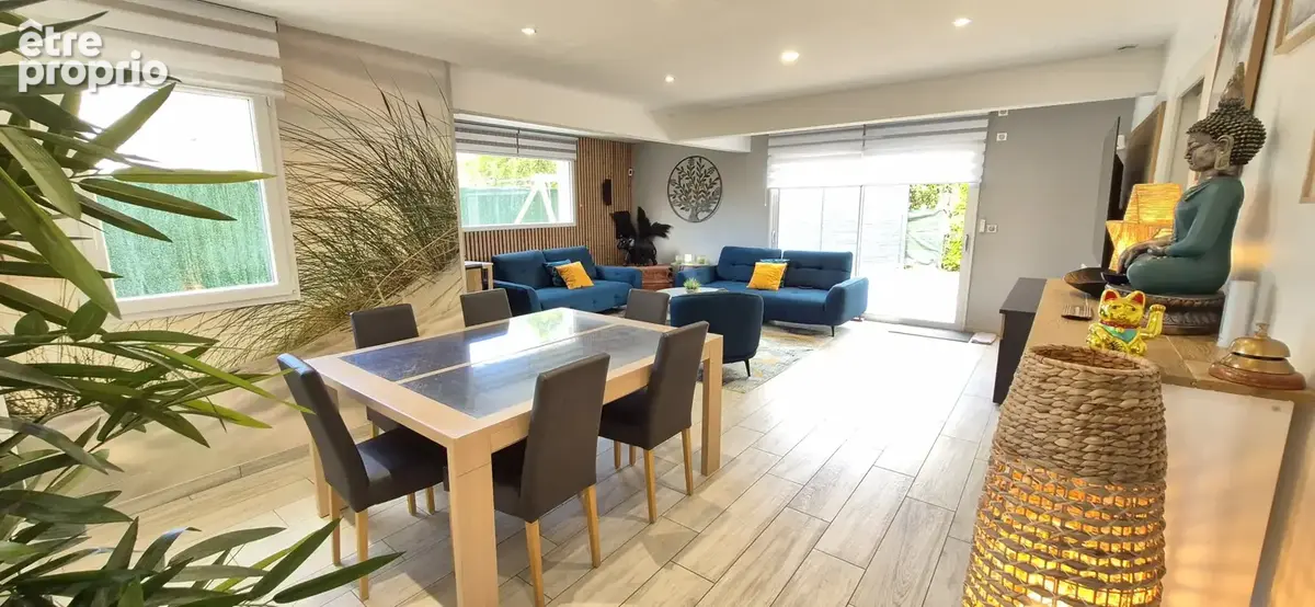 Photo Maison à Hubert-Folie au prix de 384 000€