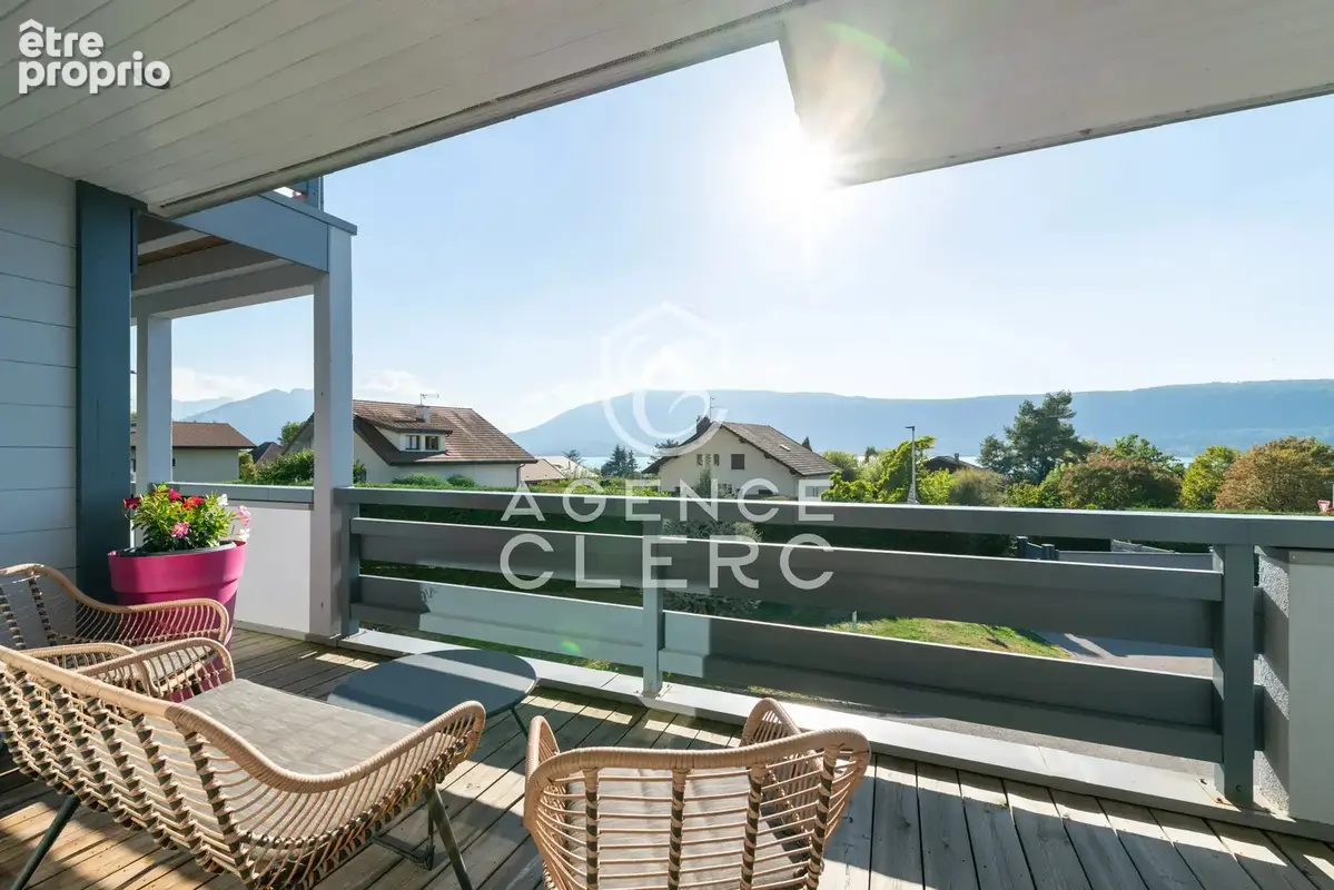 Veyrier-du-Lac,  villa contemporaine  proche et vue lac - photo 14