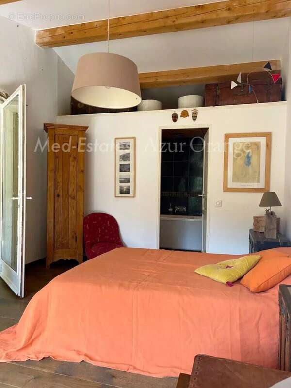 Maison à LA GARDE-FREINET