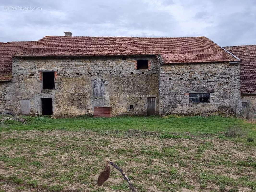 Maison à GRAFFIGNY-CHEMIN