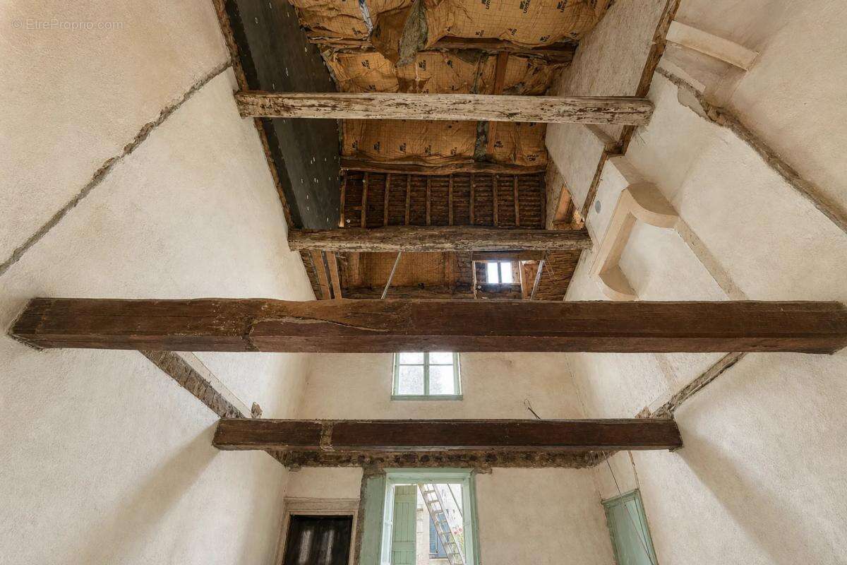 Maison à DYO