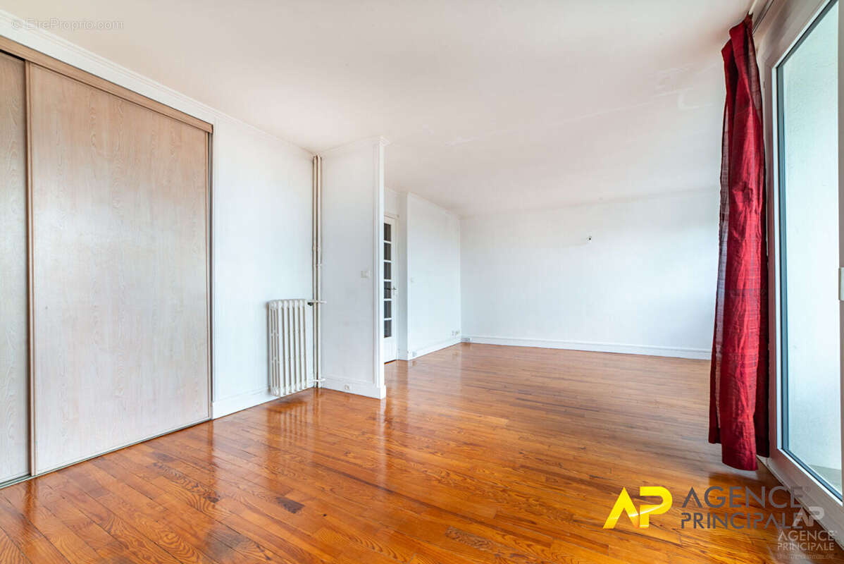 Appartement à RUEIL-MALMAISON