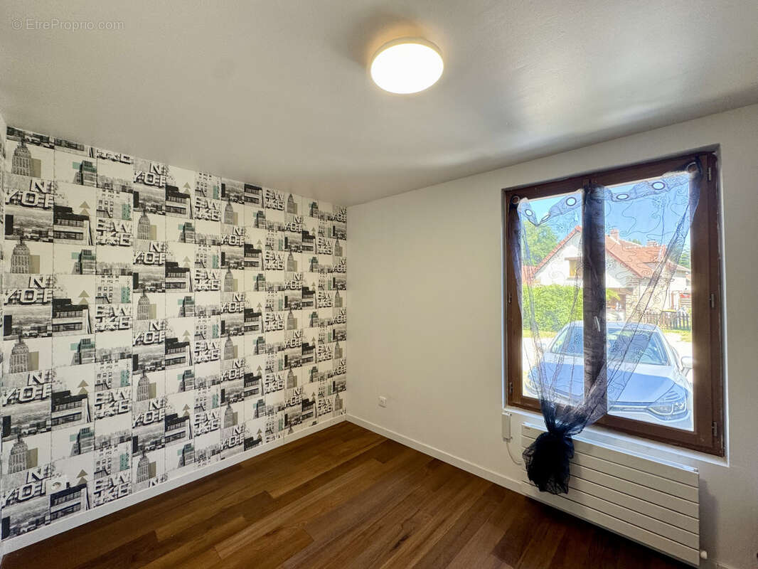 Maison à COULOMMIERS