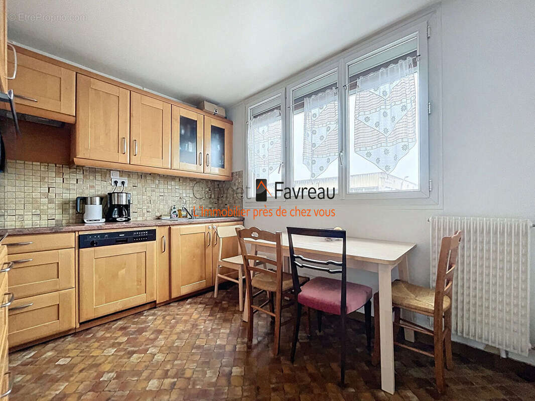 Appartement à VITRY-SUR-SEINE