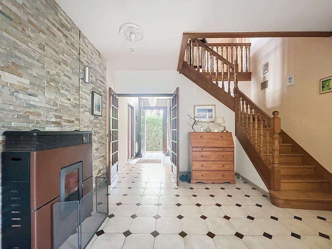 Maison à JOUARS-PONTCHARTRAIN