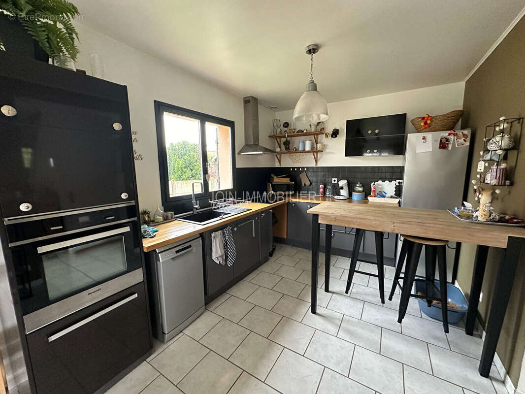 Maison à SAINT-MARTIN-EN-CAMPAGNE