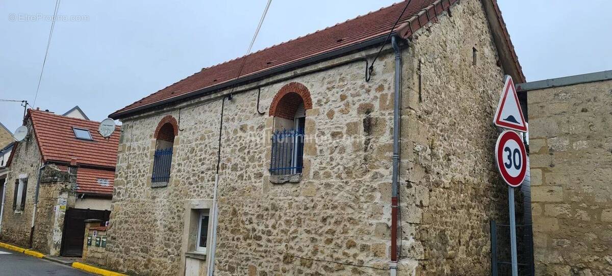 Maison à MAIZY