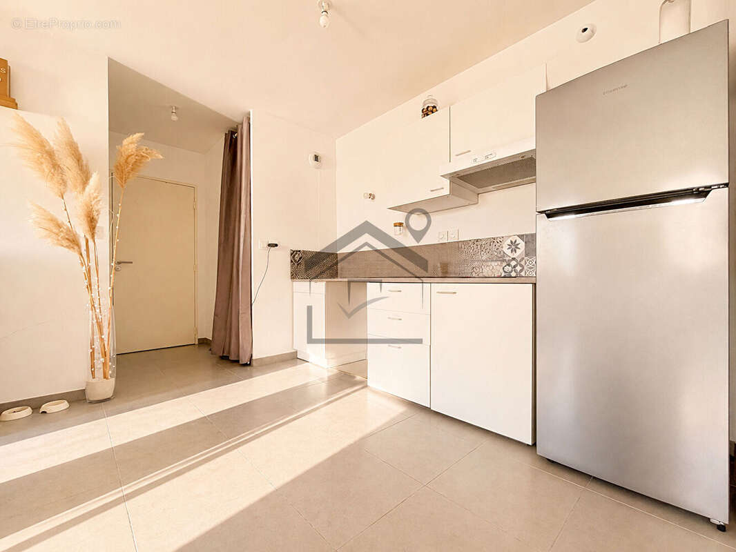 Appartement 43 m² à Marignane  - photo 3