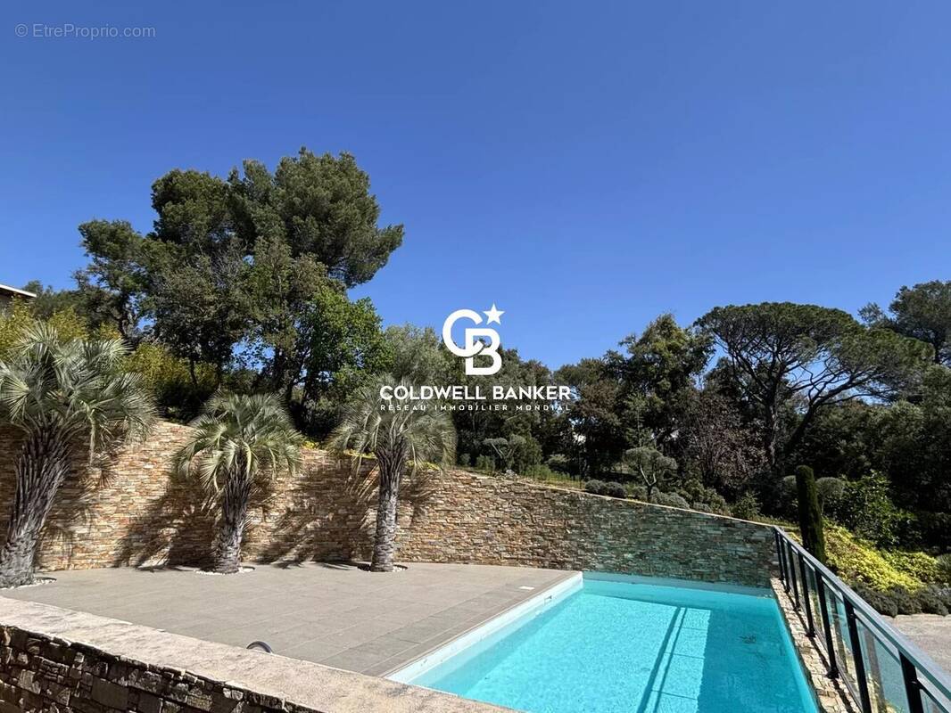 Appartement à SAINT-RAPHAEL