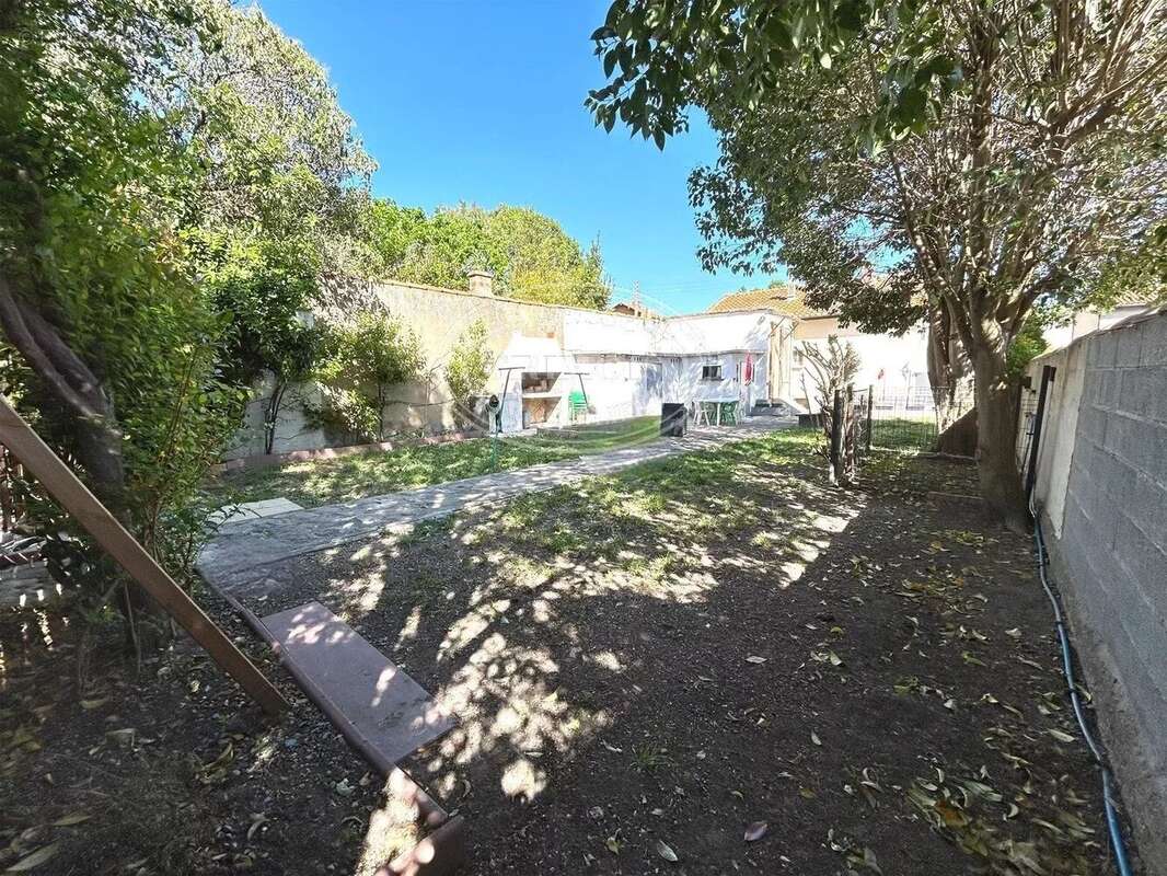 Maison à LEZIGNAN-CORBIERES