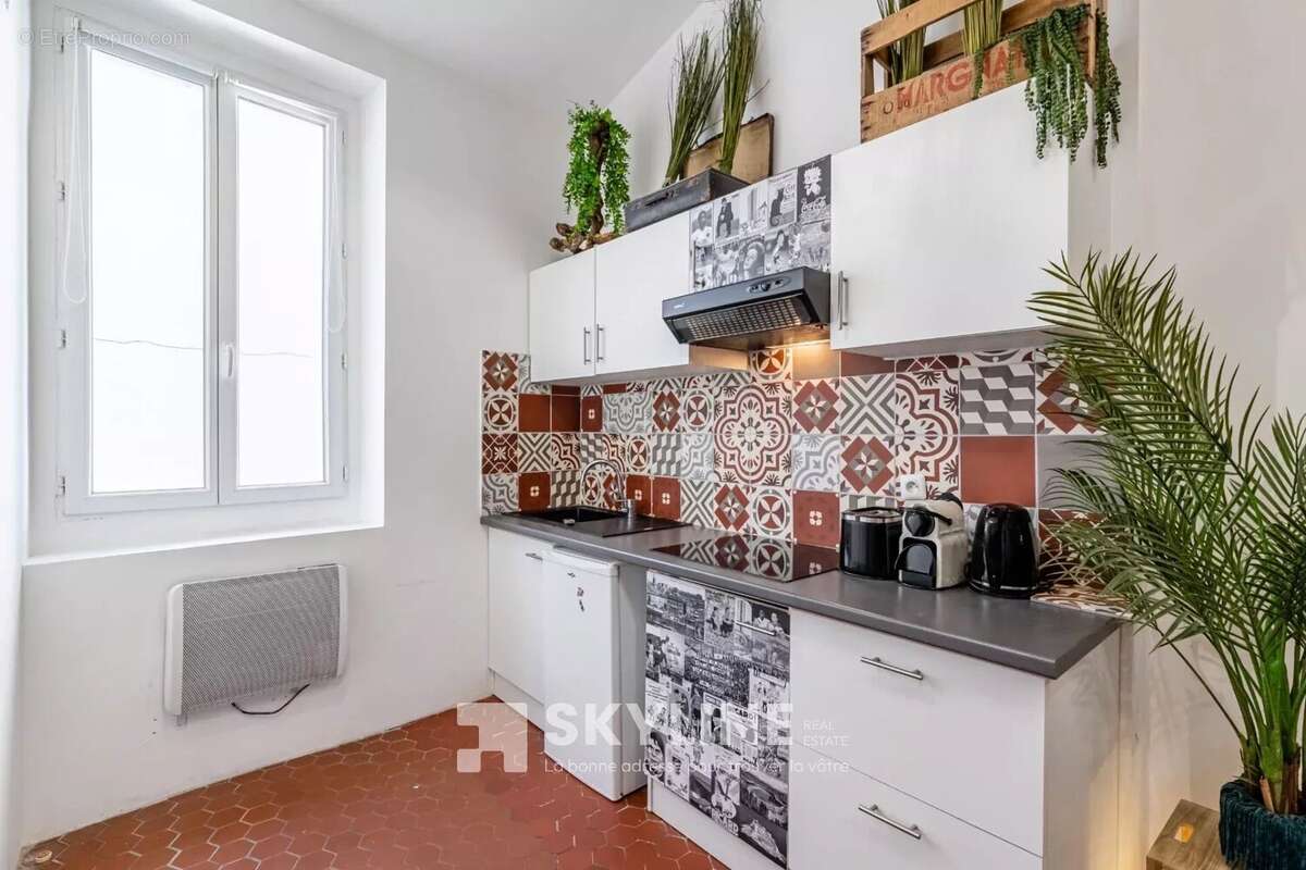 Appartement à MARSEILLE-2E