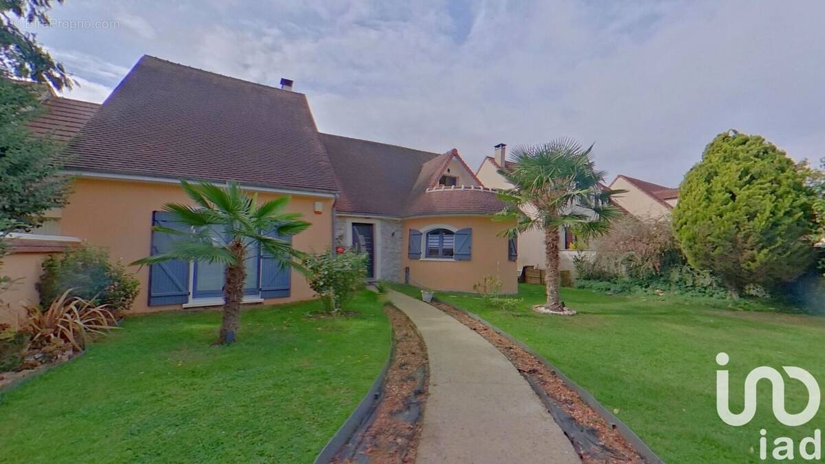 Photo 1 - Maison à CRISENOY